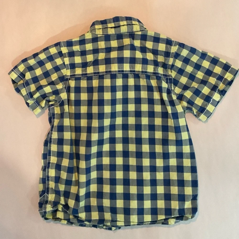 Osh Kosh Toddler Size 2T Short Sleeve Yellow and Blue Plaid button up shirt